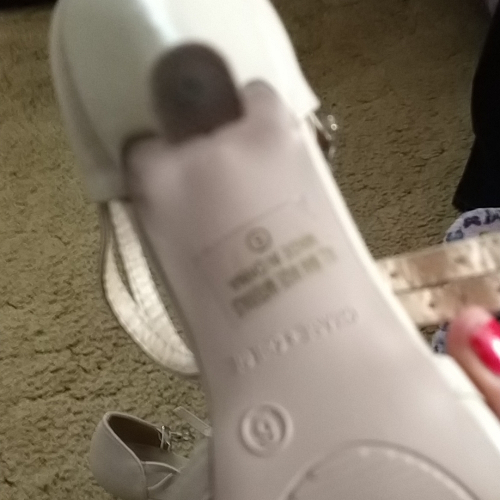 Shoes - Picture 5 of 5